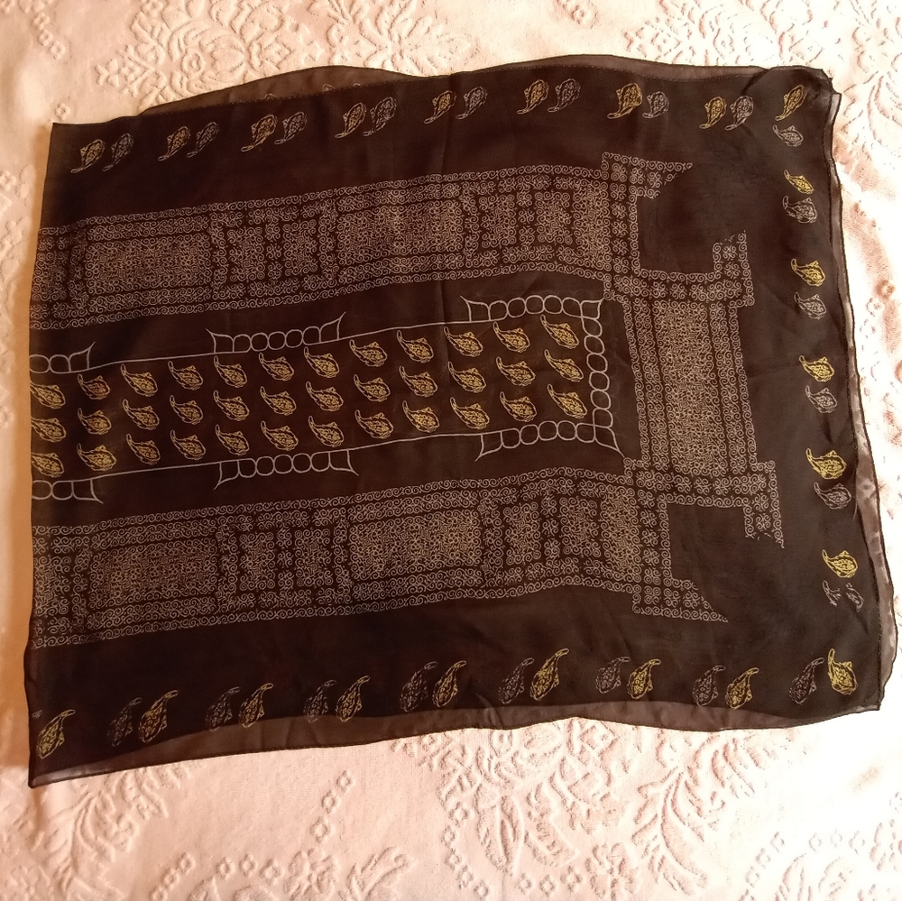 2 OSCAR DE LA RENTA VTG SCARVES
